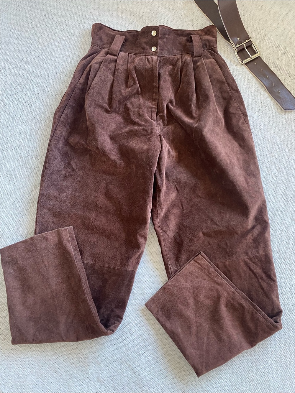 Vintage Chocolate Brown Suede High Waist Pleated Pants Belted 7/8 Paperbag Shape
